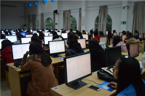  威尼斯人平台(中国)唯一官方网站
积极组织新生进行心理健康普查测试