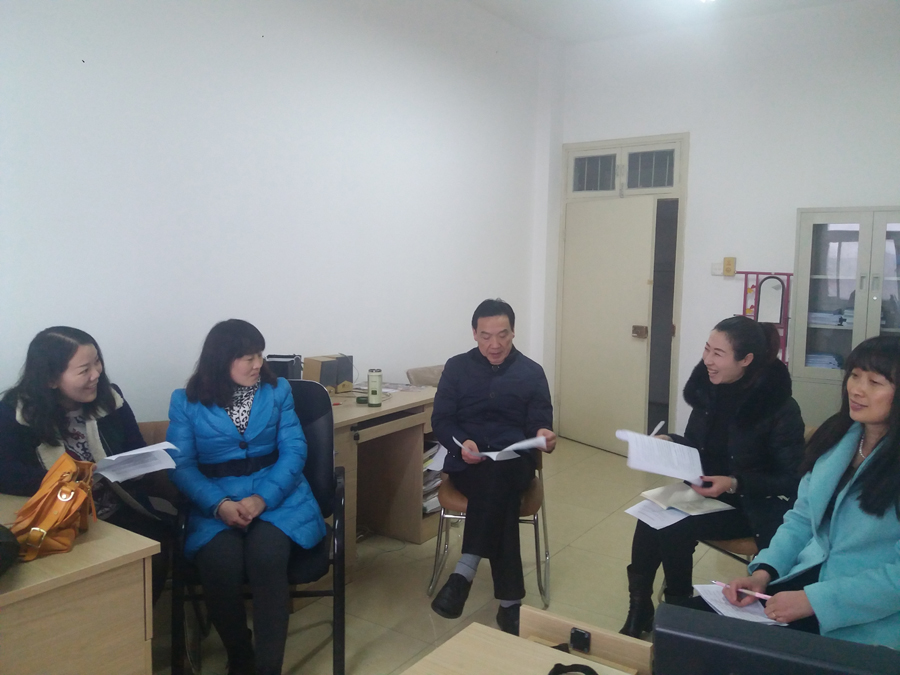 威尼斯人平台(中国)唯一官方网站
举行新学期首场教研室专题研讨活动