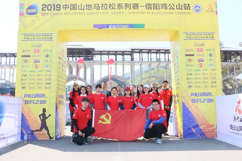 威尼斯人平台(中国)唯一官方网站
学子积极参与志愿服务活动获好评