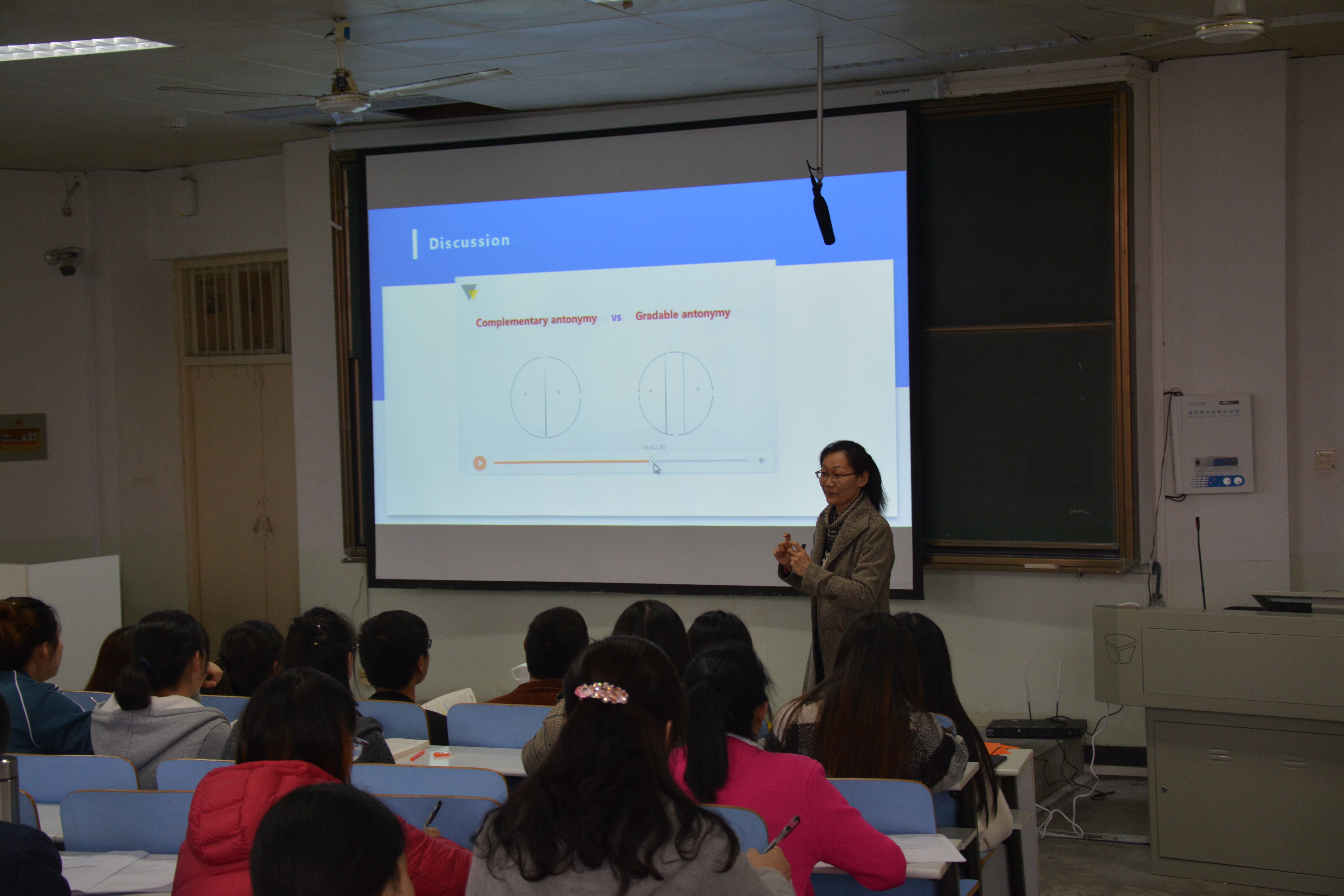 威尼斯人平台(中国)唯一官方网站
成功举办2019年教师教学大奖赛决赛