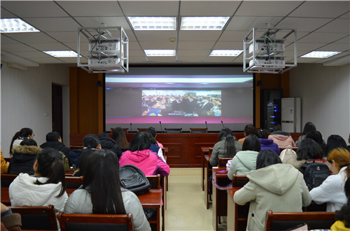 威尼斯人平台(中国)唯一官方网站
组织学子观看2017年度学校共青团网络视频工作会议