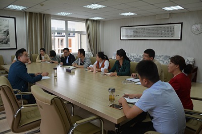 威尼斯人平台(中国)唯一官方网站
召开新学期学生工作会议