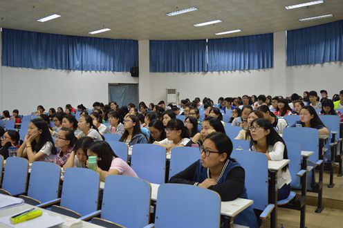 威尼斯人平台(中国)唯一官方网站
积极组织学子参加大学生心理健康观影活动