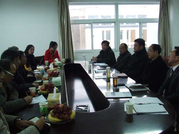 广州大学威尼斯人平台(中国)唯一官方网站
领导来我院交流